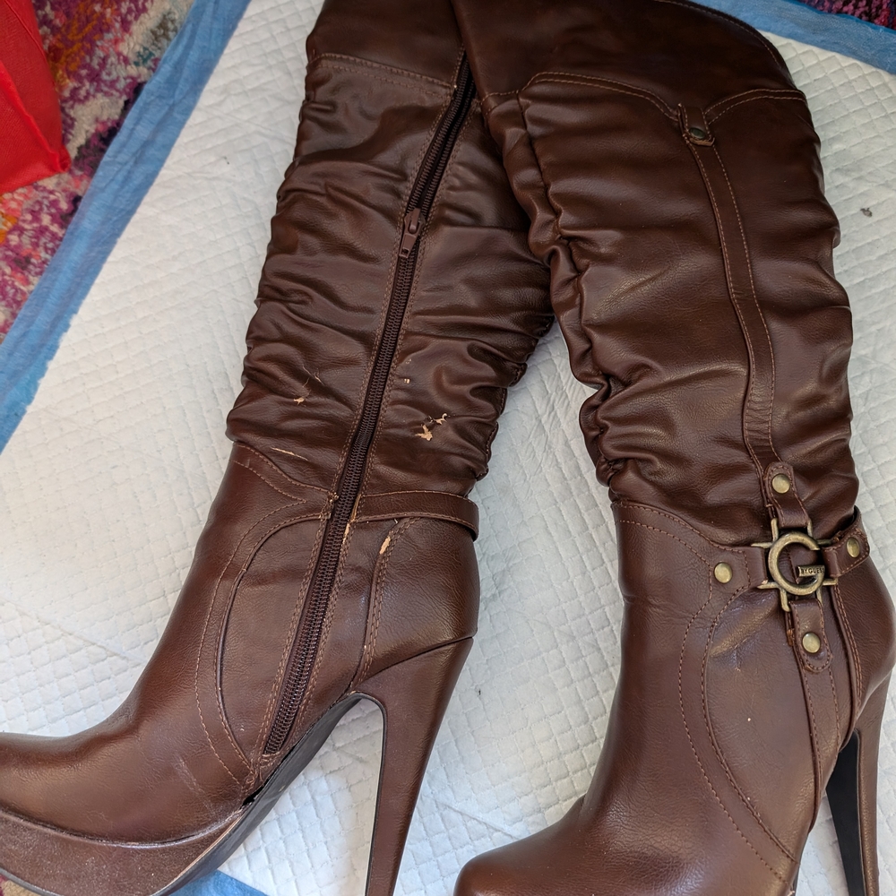 Lot Of Shoes Size 6&6.5
